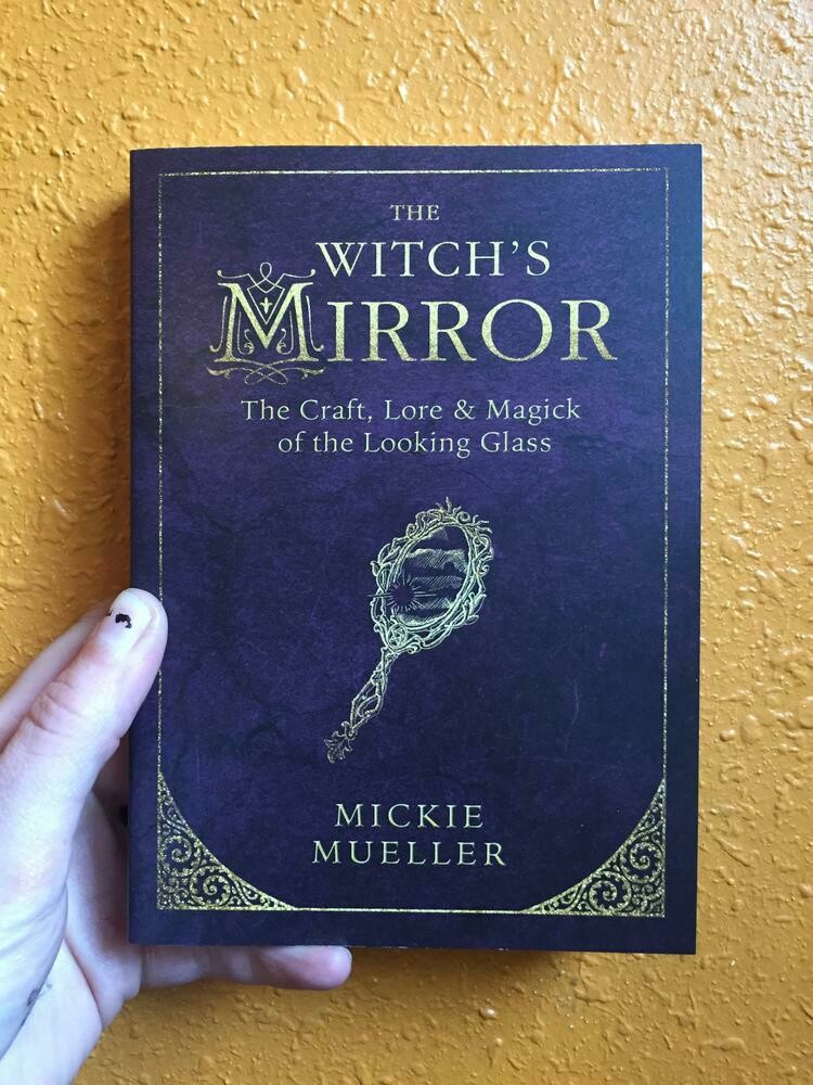The Witch's Mirror - Mueller 