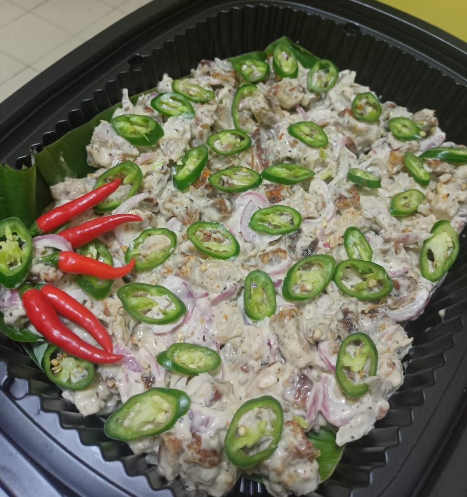 Dinakdakan