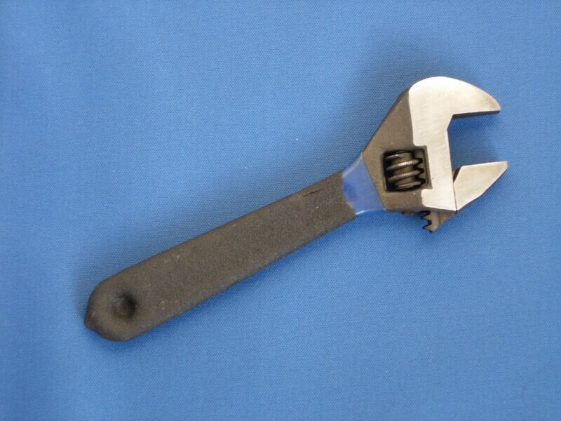 Wrench - Adjustable