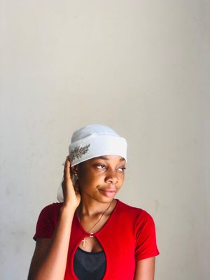 ZAHRA SCARF