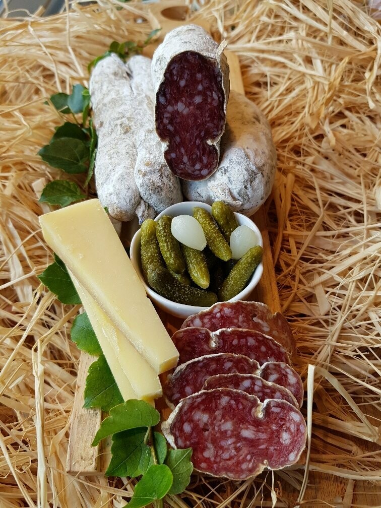 SAUCISSON SEC CORREZE AU BEAUFORT