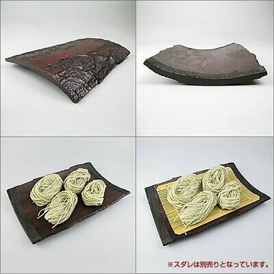 Wooden zelkova lacquered cloth-covered plate