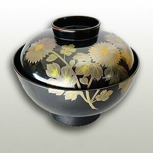 Wooden lacquer bowl with inner black sensaimaru Kikumoto lacquer