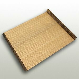 Booth board of paulownia body and black persimmon standing