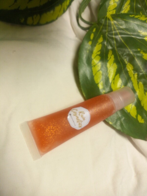 Pink shiny lipgloss(squeeze tube)