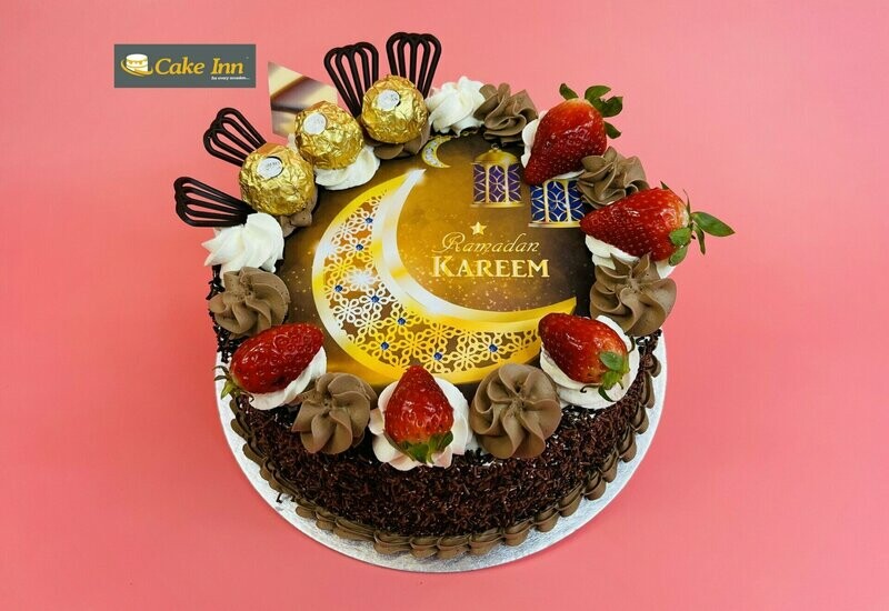 Ferrero & Strawberry With Chocolate Sprinkles On Side Ramadan Cake R106