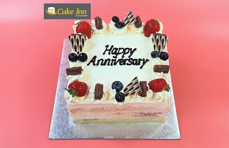 Strawberry & Flake Naked Birthday Cake S344
