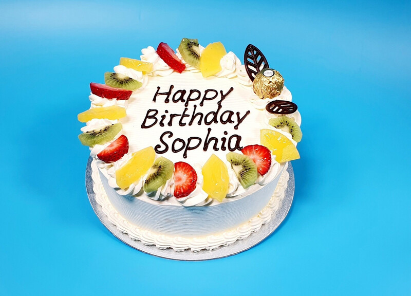 Full Fruit Birthday Cake R135