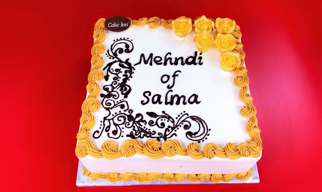 Gold Flowers Mehndi Cake