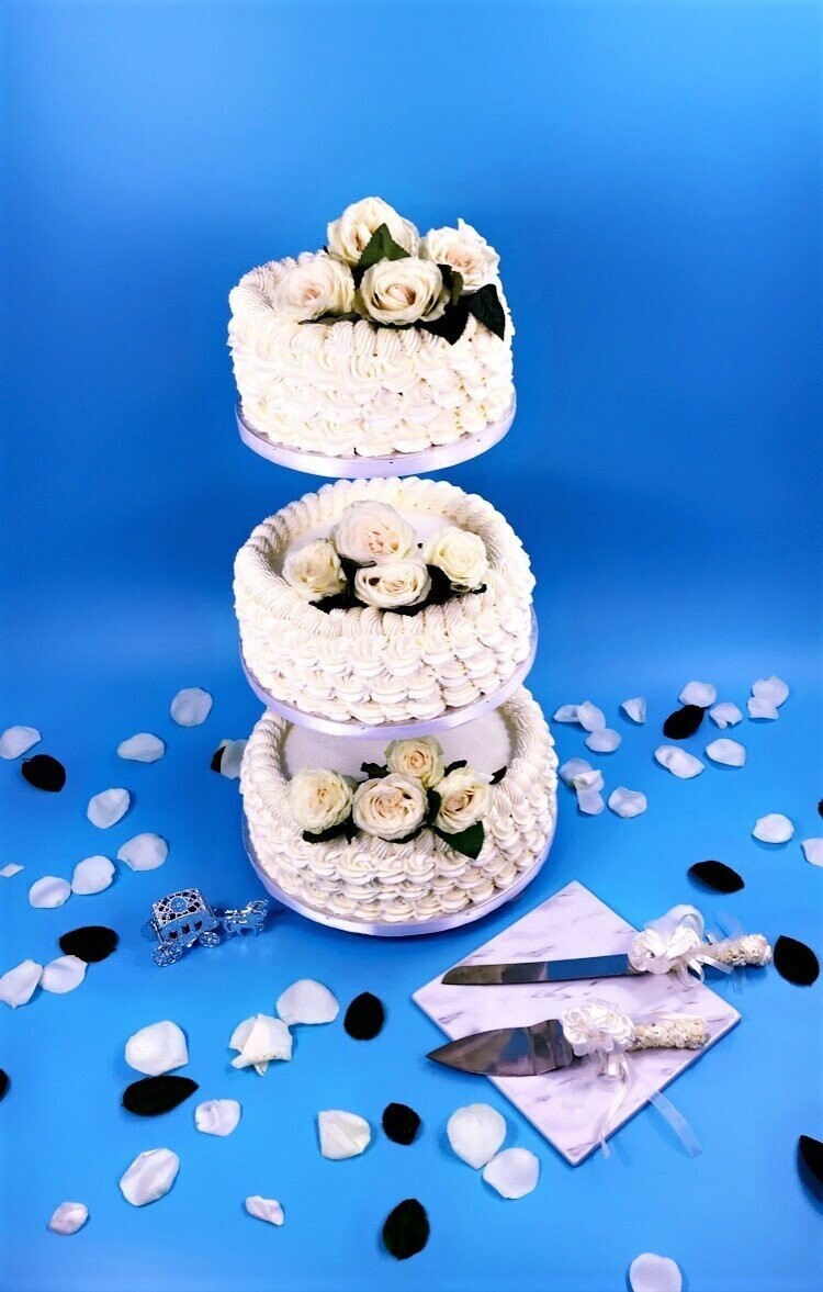 White Flowers 3-Tier Wedding Cake