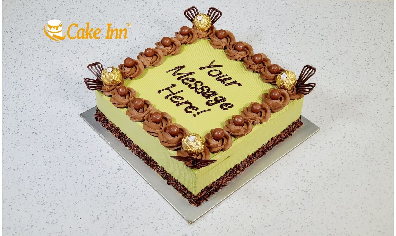 Ferrero Chocolate Topping Pistachio Cream Cake