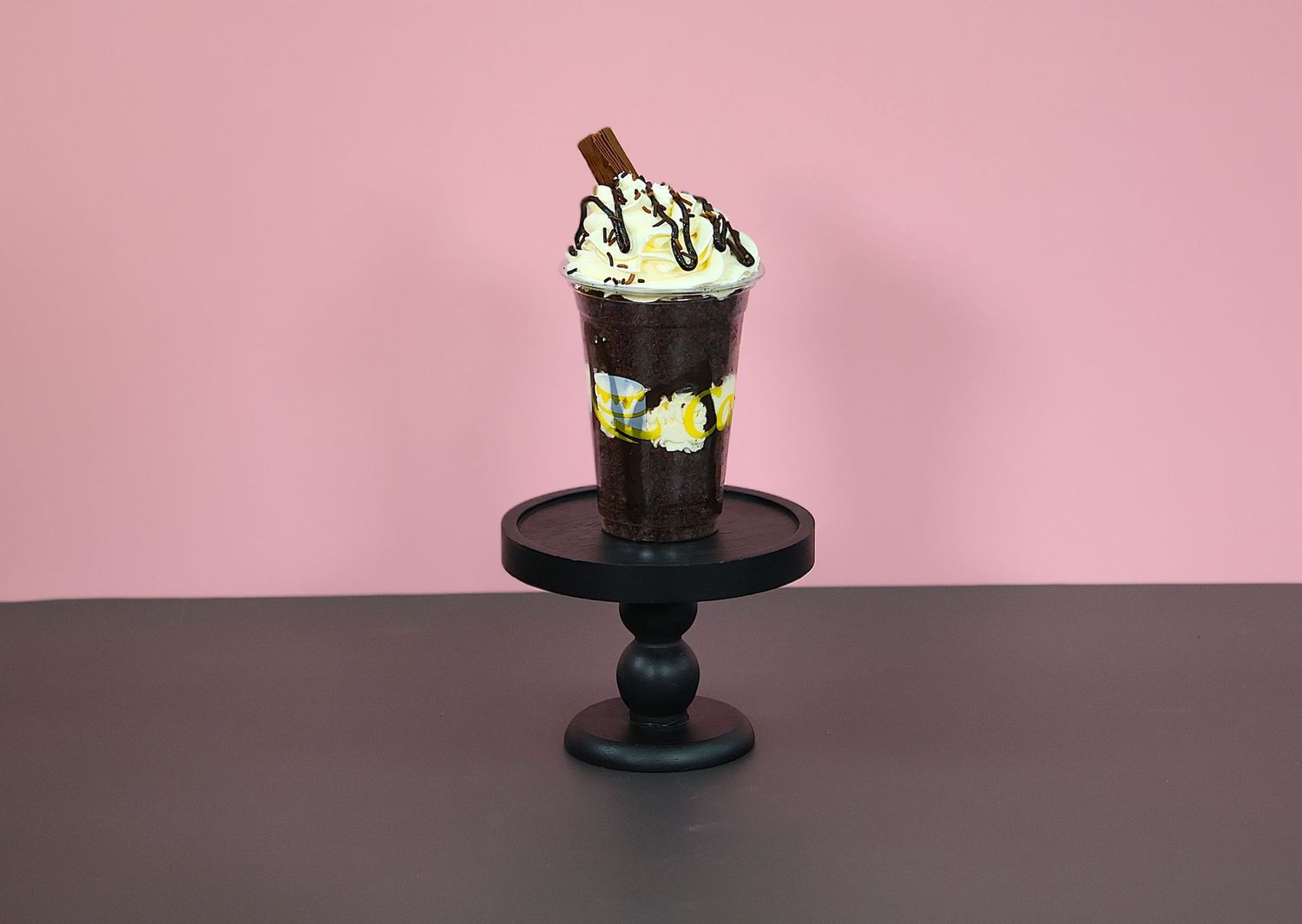 Chocolate Flake sundae cup