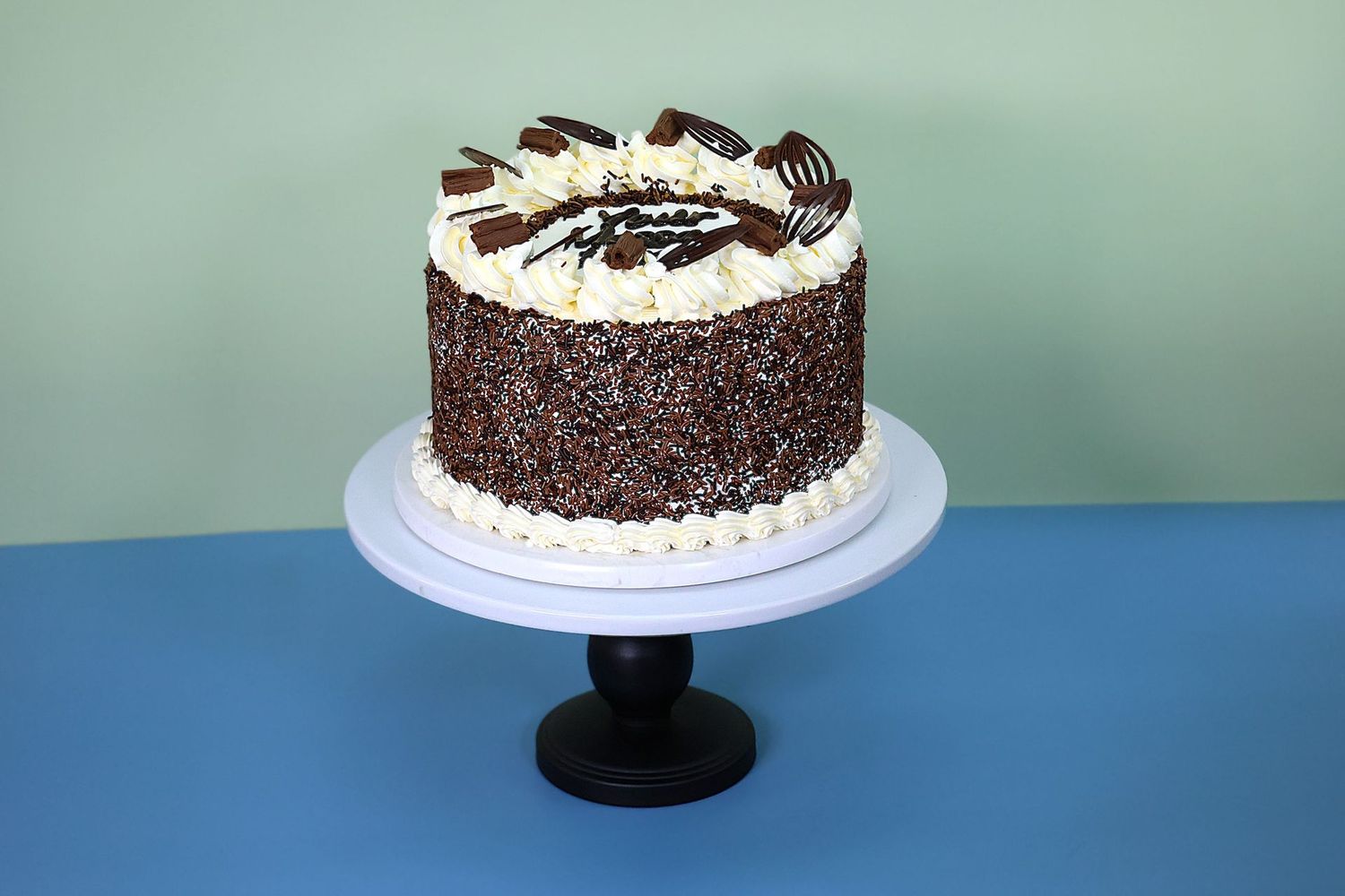 Chocolate Flake Cake