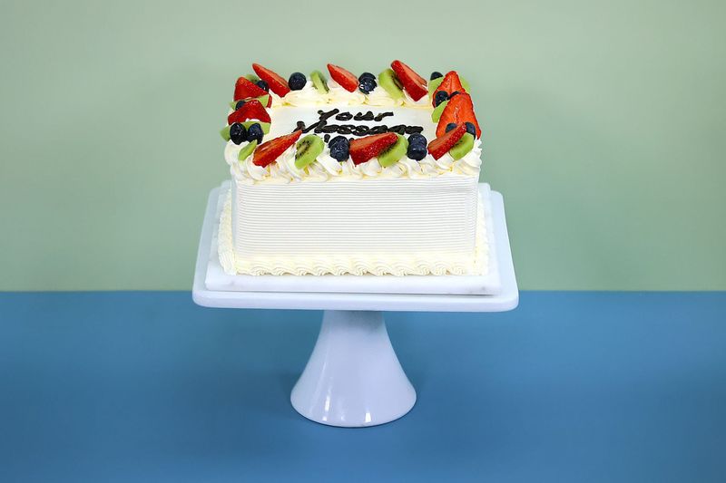 Fresh Fruit Cake