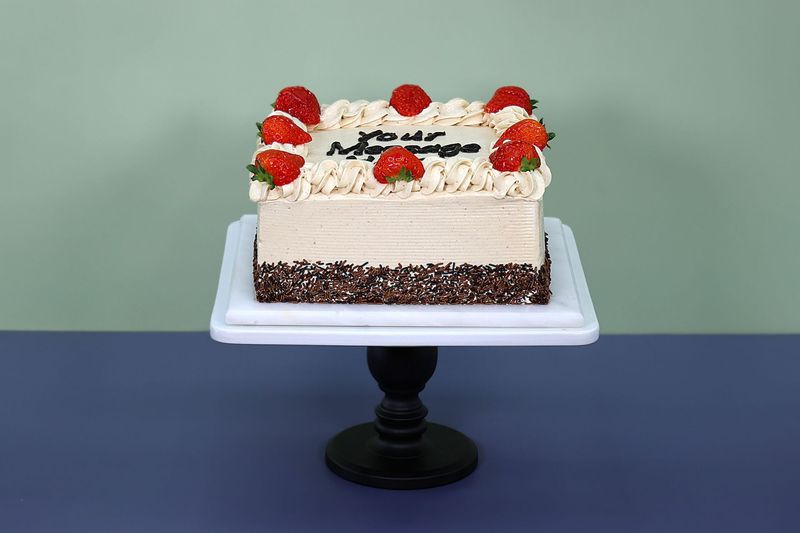 Double Bueno Cream & Strawberry Toppings Cake