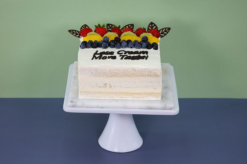 Full Fruits Naked Cake