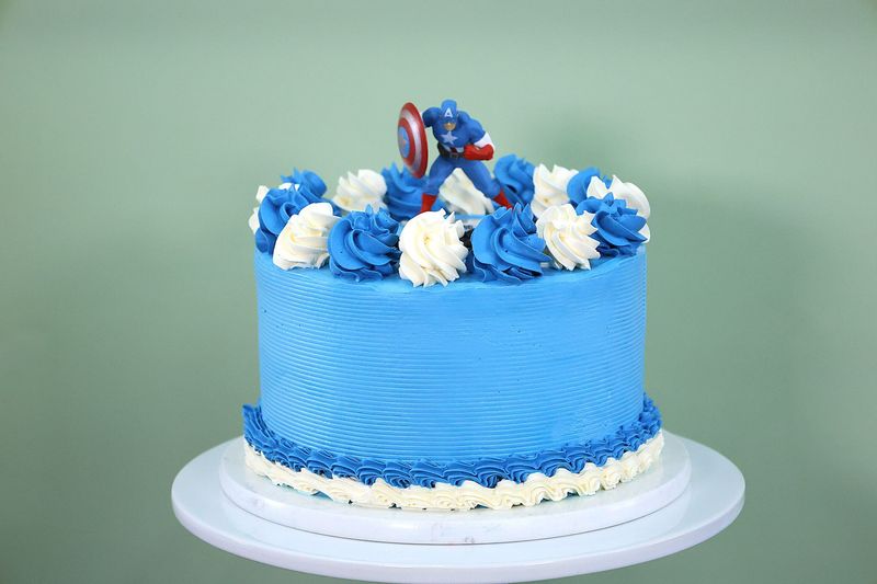 Captain America Super Hero Cake