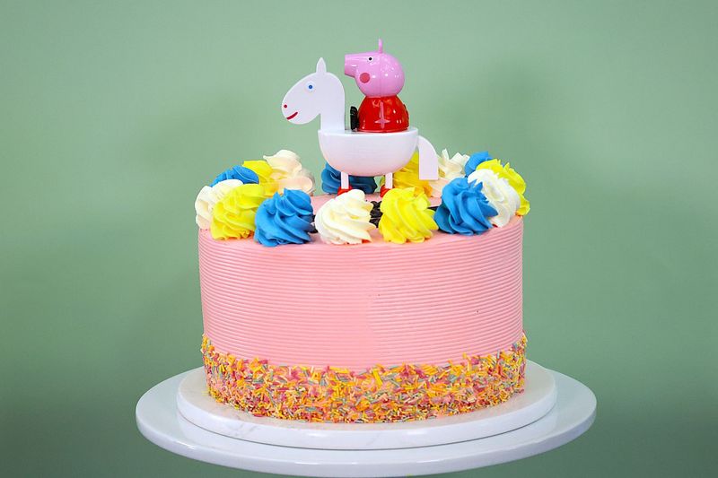 Peppa Pig Cake