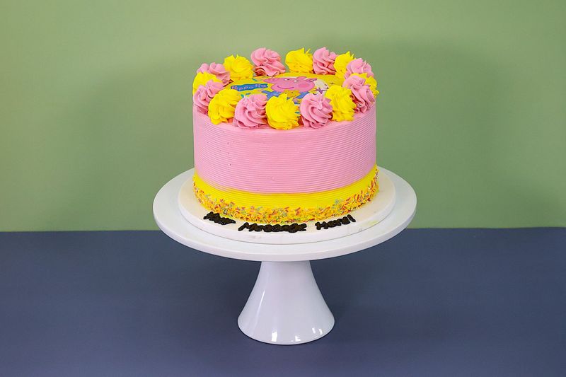 Peppa Pig Kids Cake