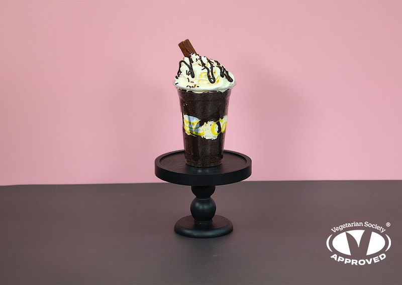 Chocolate Flake sundae cup