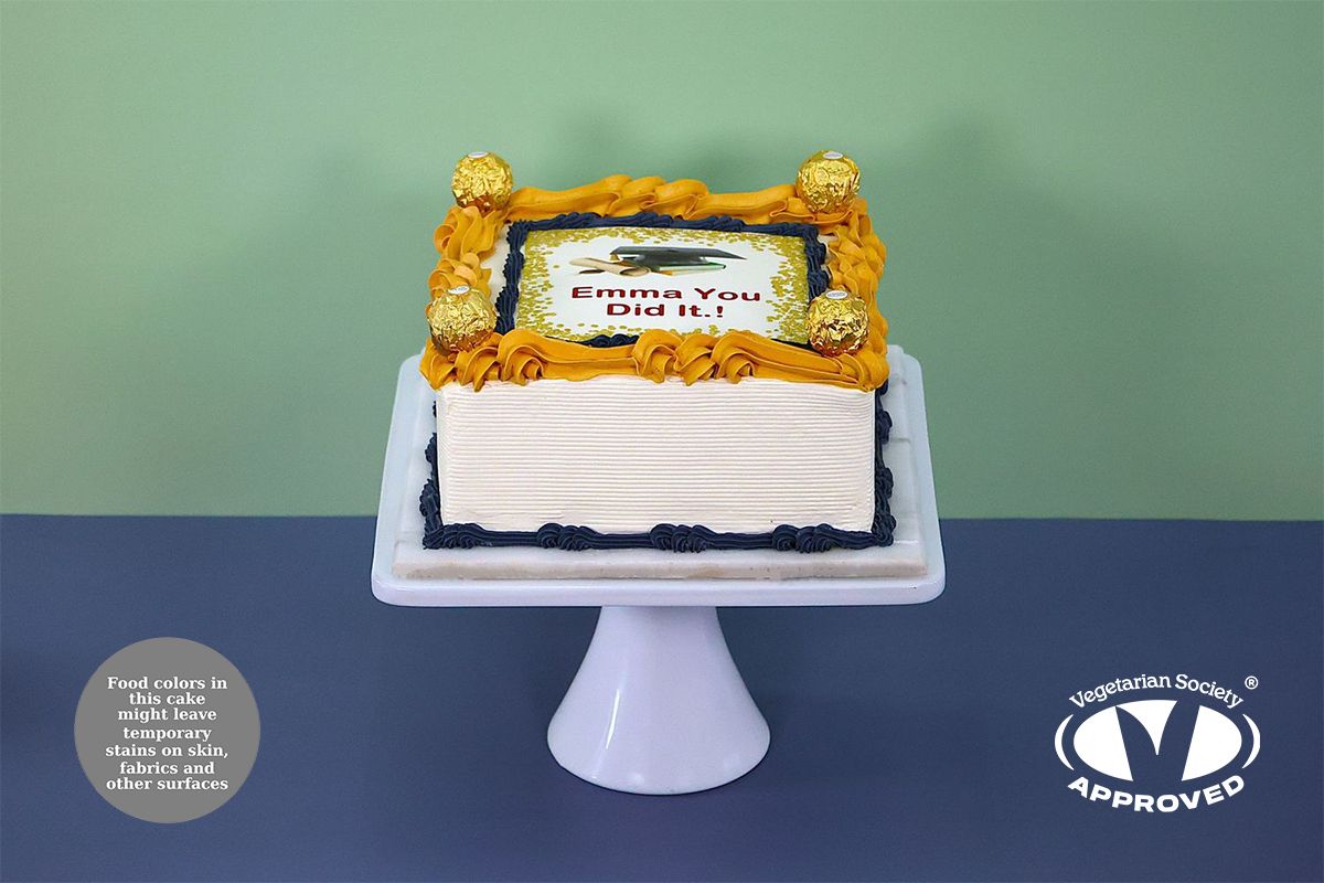 Ferrero Topping Graduation Cake