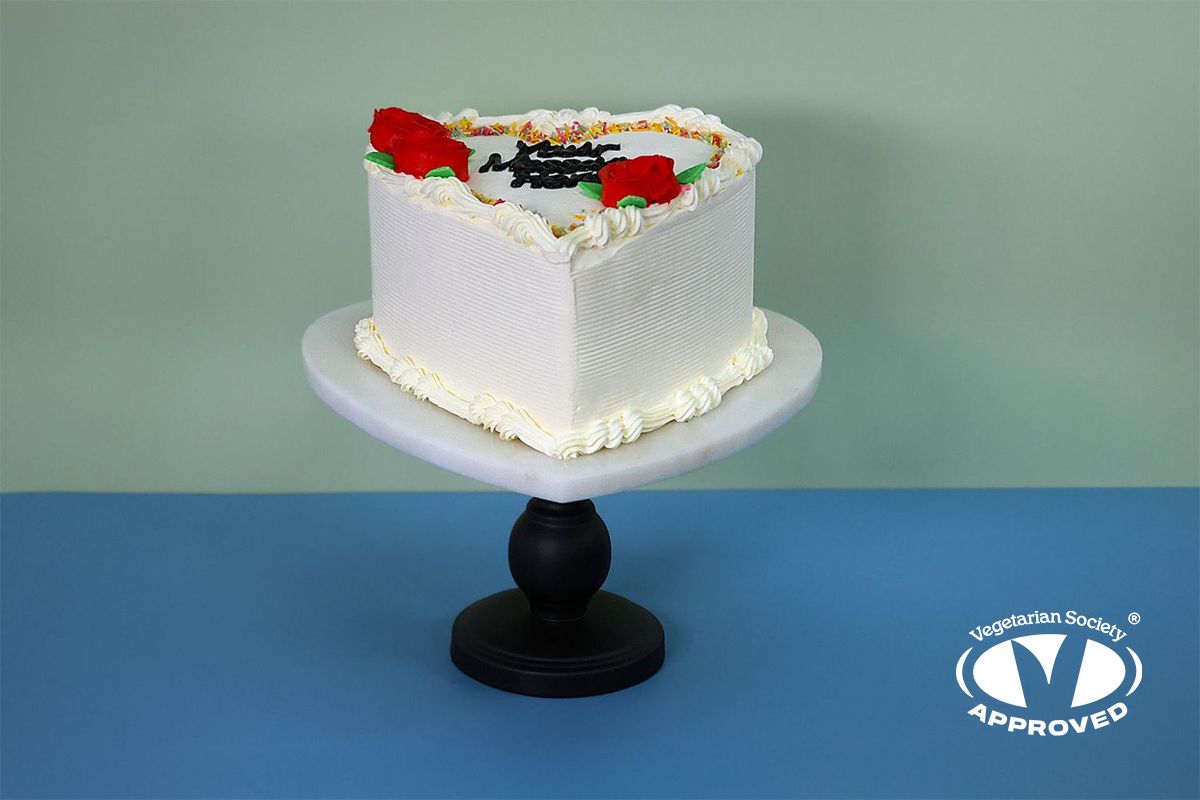 Flowers Heart Cake