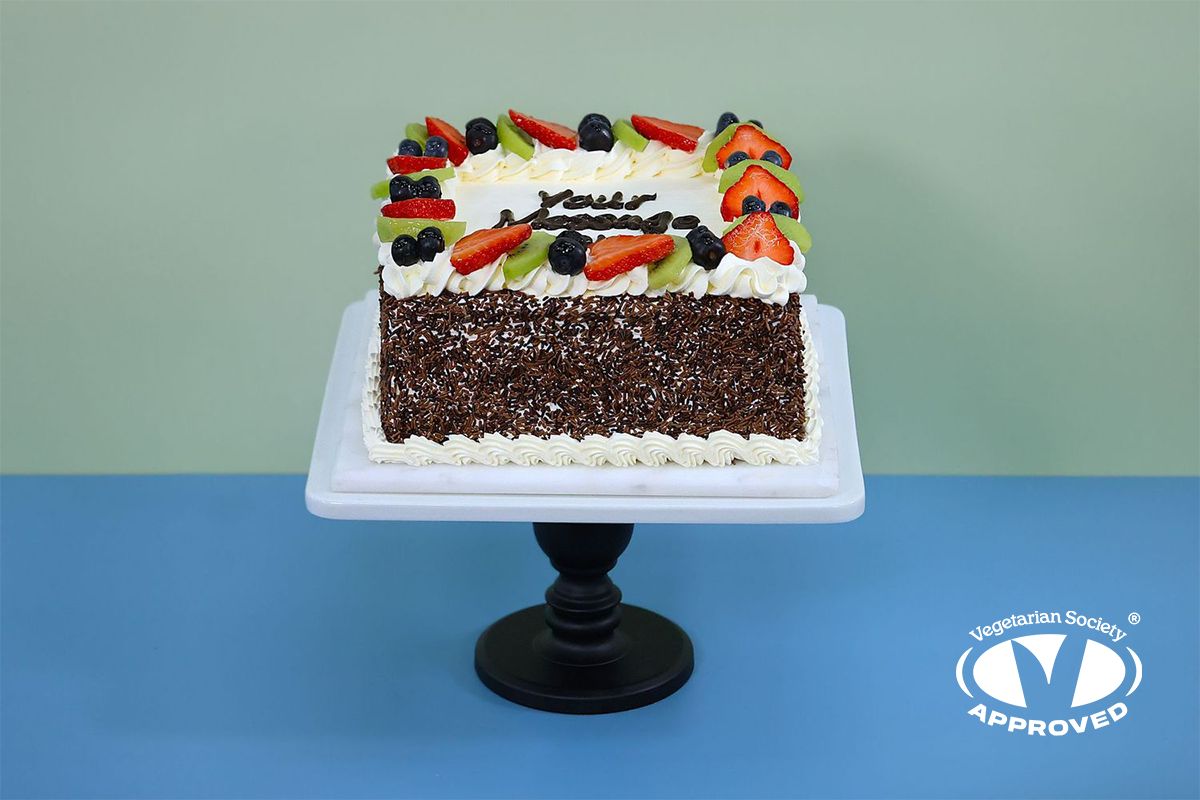 Fresh Fruit With Chocolate Sprinkles On Side Birthday Cake S208