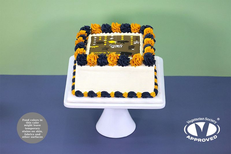Graduation Theme Cake