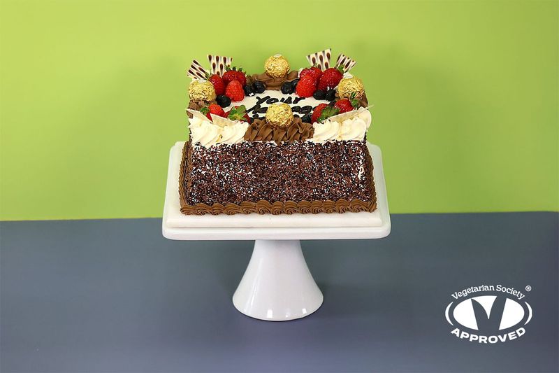 Luxury Ferrero & Mix Berries Birthday Cake S267