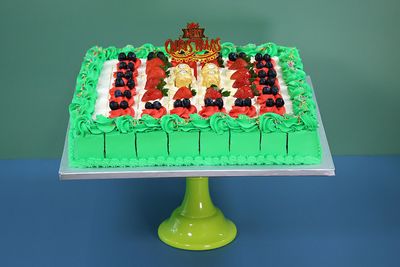 Marry Christmas Pre Cut Party Platter Tray Cake Marry Christmas Pre Cut Party Platter Tray Cake