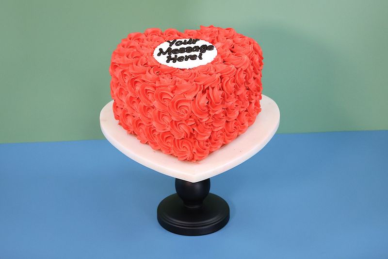 Romantic Anniversary Cake
