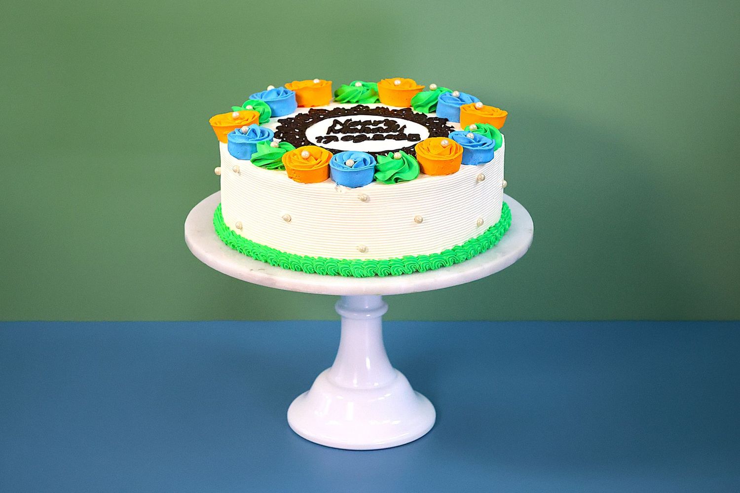 Classic Flowers Mehndi Cake