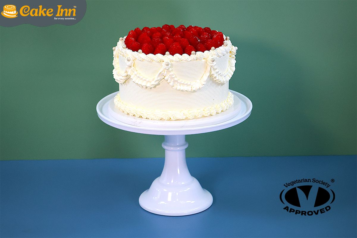 Royale Wedding / Engagement  Cake