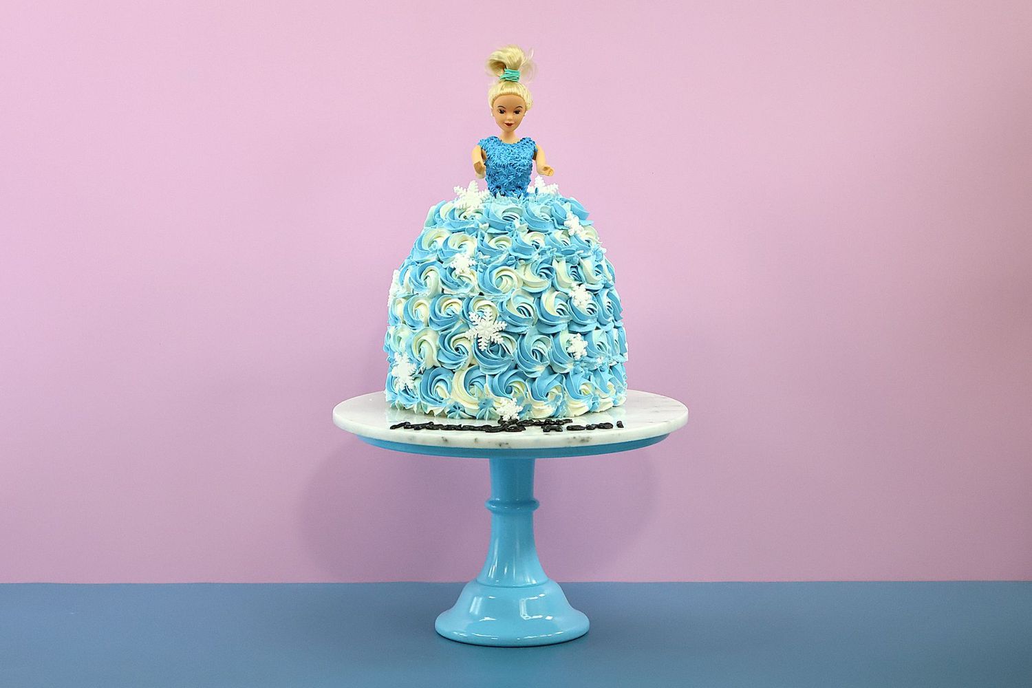 Frozen Theme Doll Cake