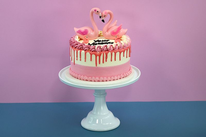 Luxury Flamingo Family Cake Luxury Flamingo Family Cake