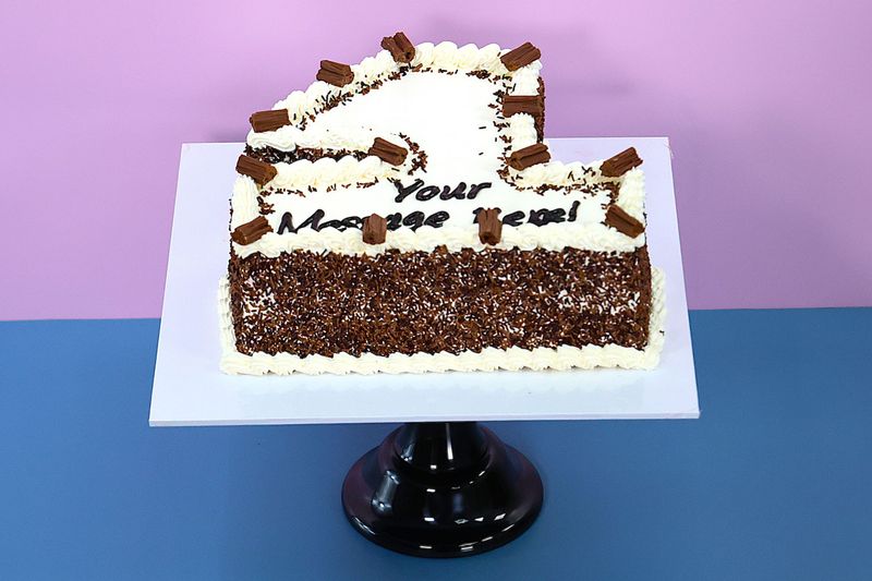 Chocolate Flake Cake Chocolate Flake Cake