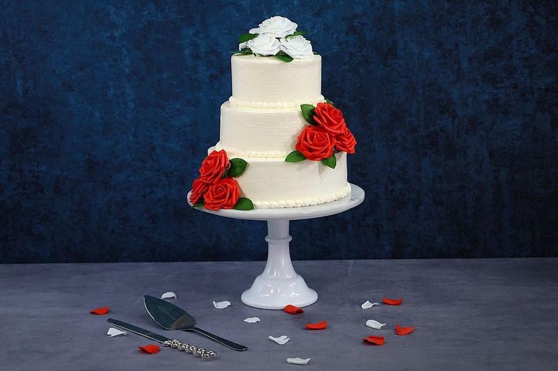 Customisable Flowers Colour Theme 3-Tier Wedding Cake Customisable Flowers Colour Theme 3-Tier Wedding Cake