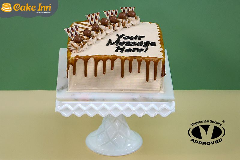 Coffee Dripping with chocolate topping Cake