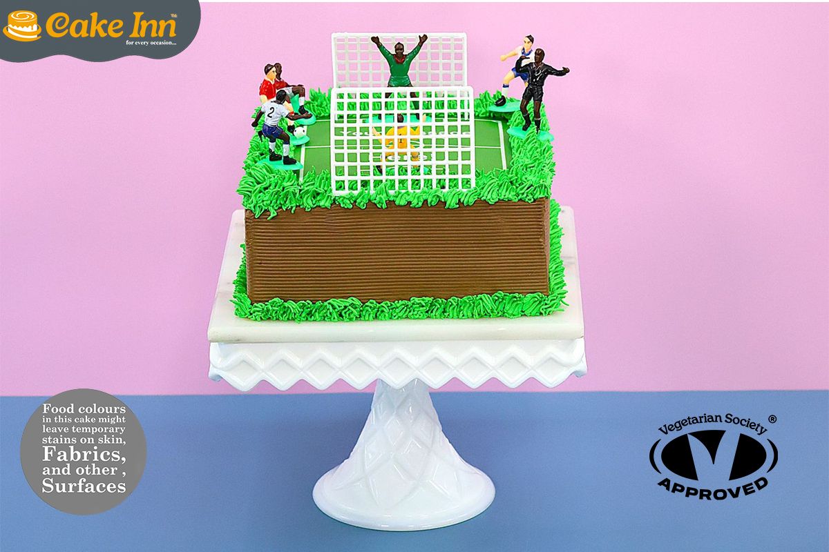 Football Pitch Birthday Cake Football Pitch Birthday Cake