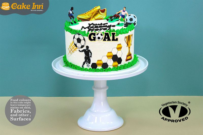 Football Players Cake