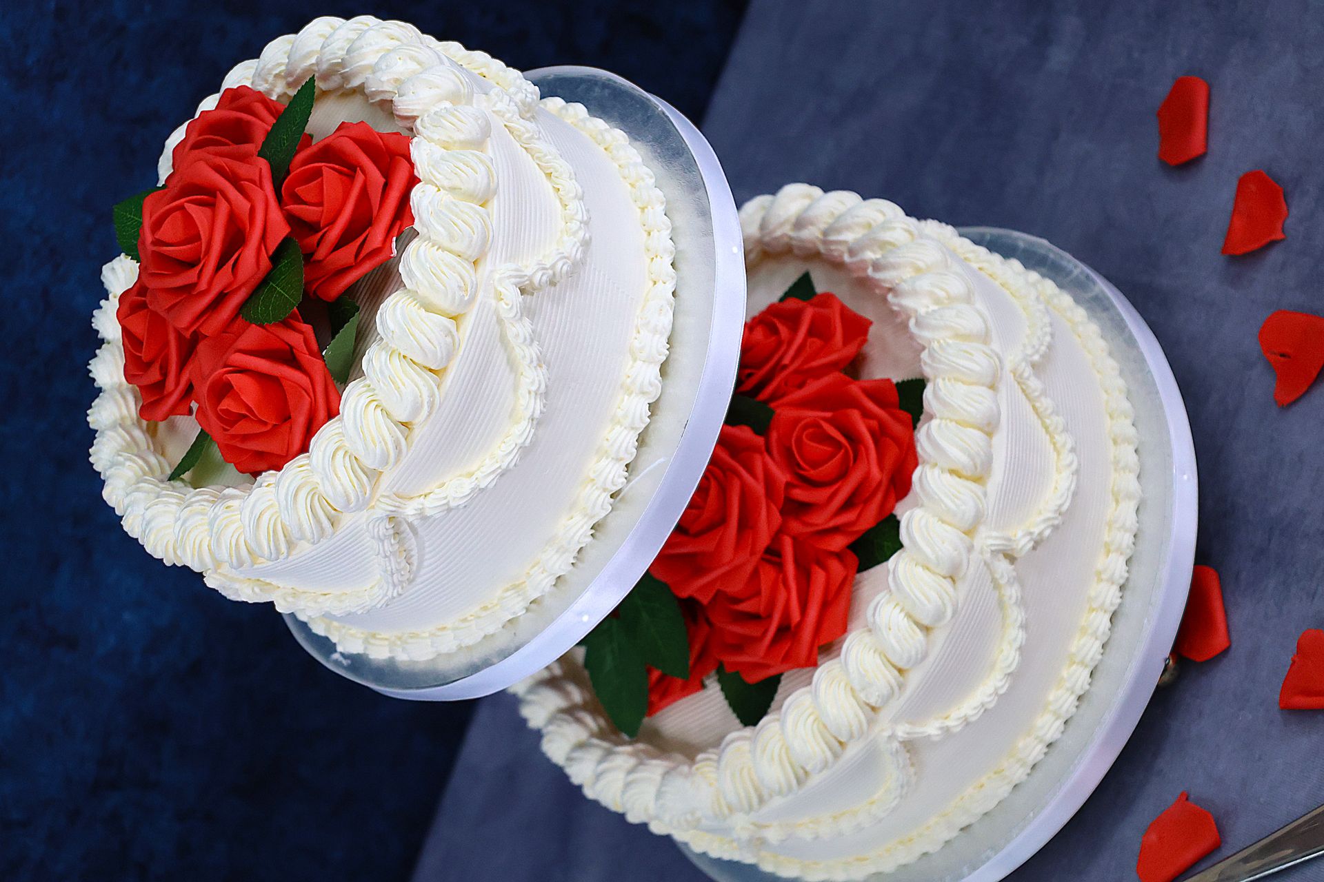 Red Flowers 2-Tier Wedding Cake