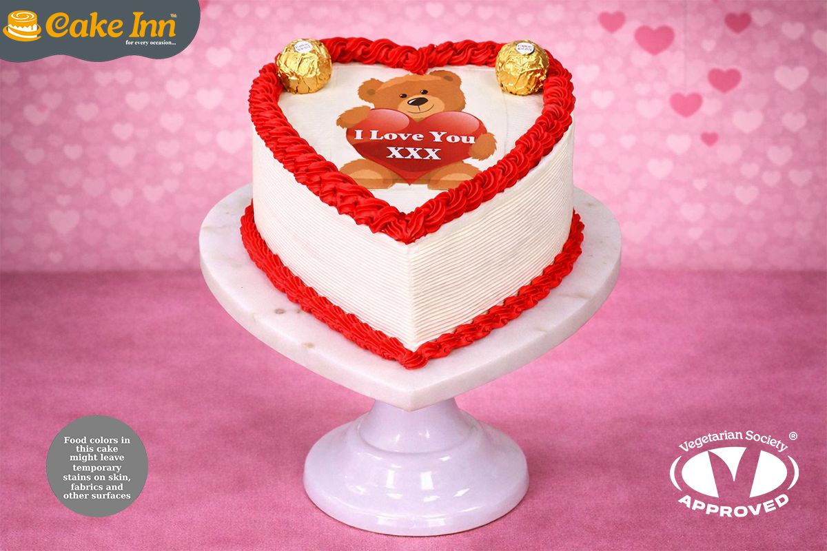 Valentine's Celebration Cake Valentine's Celebration Cake
