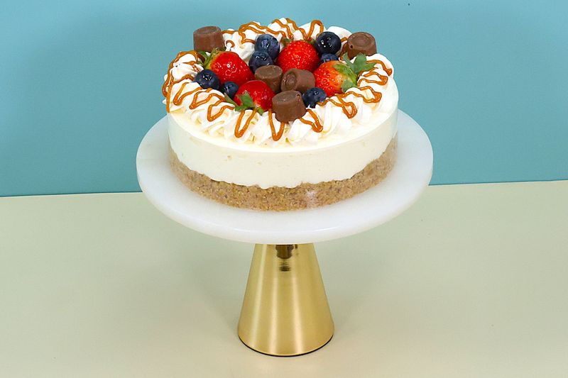 Caramel & Rolo Themed Cheesecake