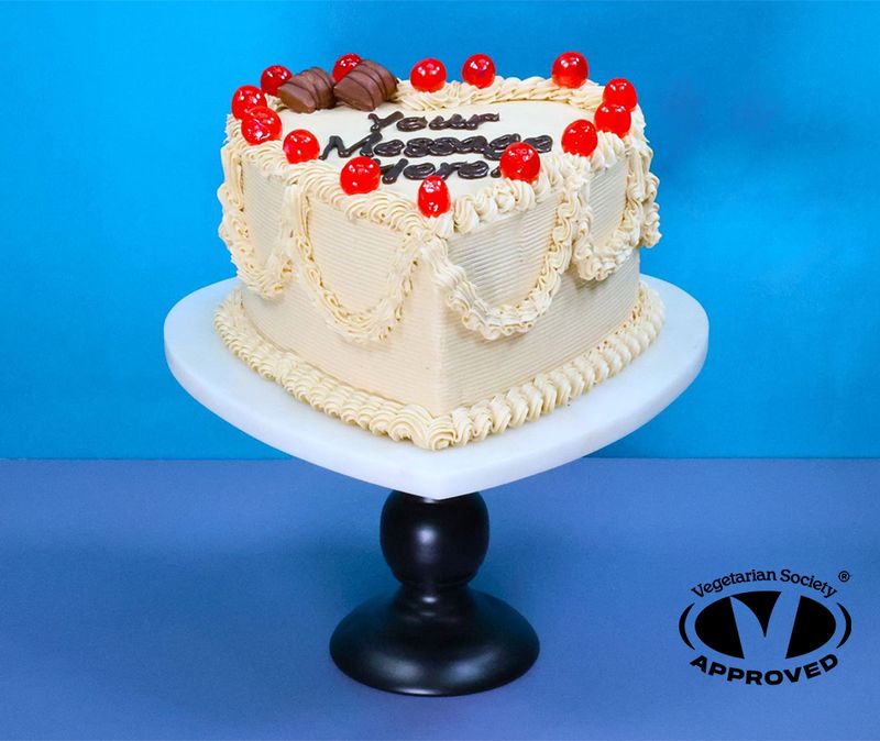 Bueno Cream Vintage Heart Cake Bueno Cream Vintage Heart Cake