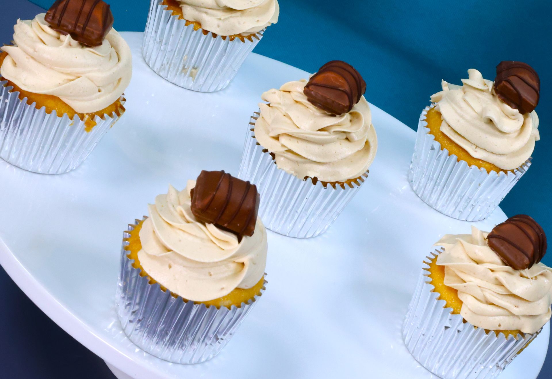 Butter Cream Bueno Cream Cupcakes