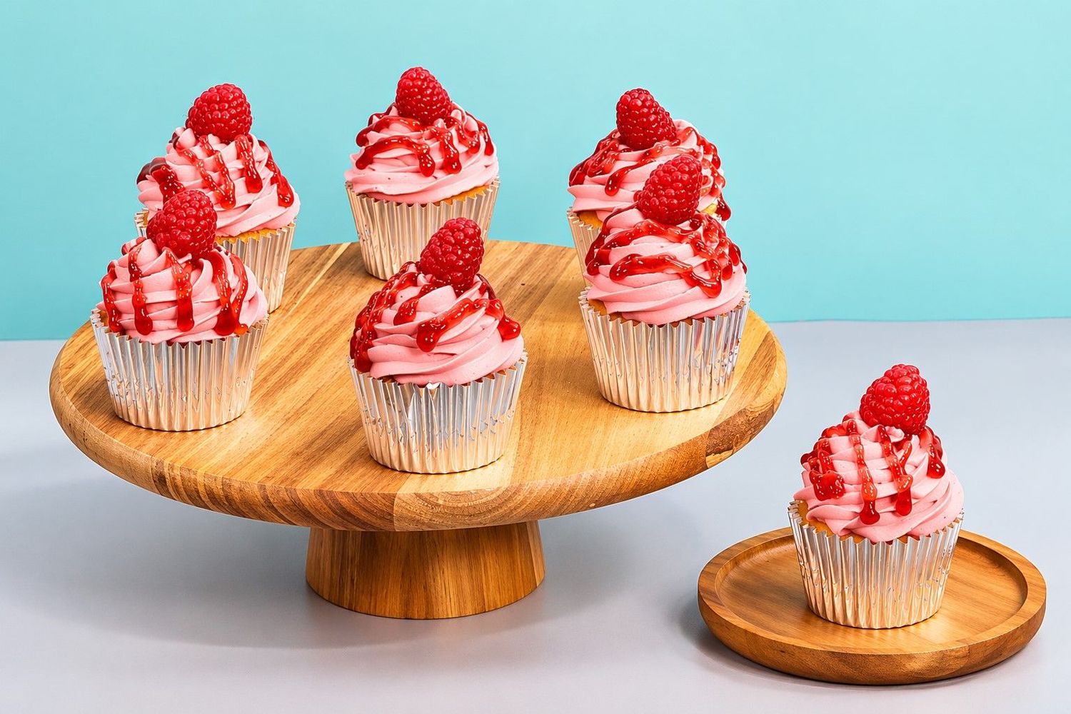 Butter Cream Raspberry Flavour Cupcakes