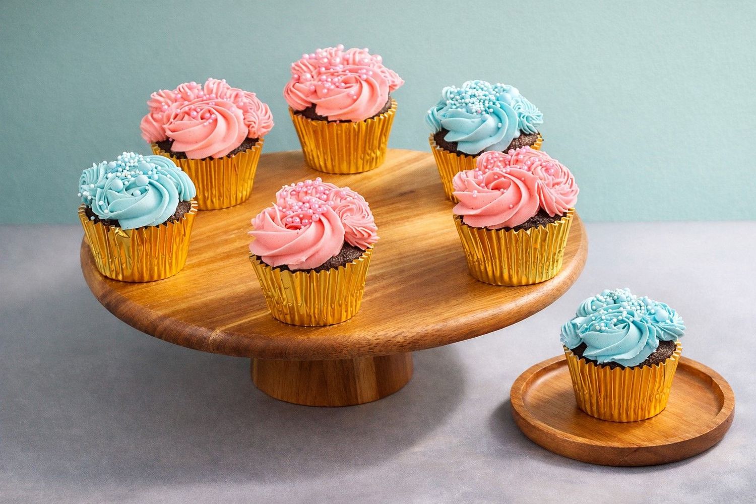 Butter Cream Pink Or Blue Colour Theme Cupcakes