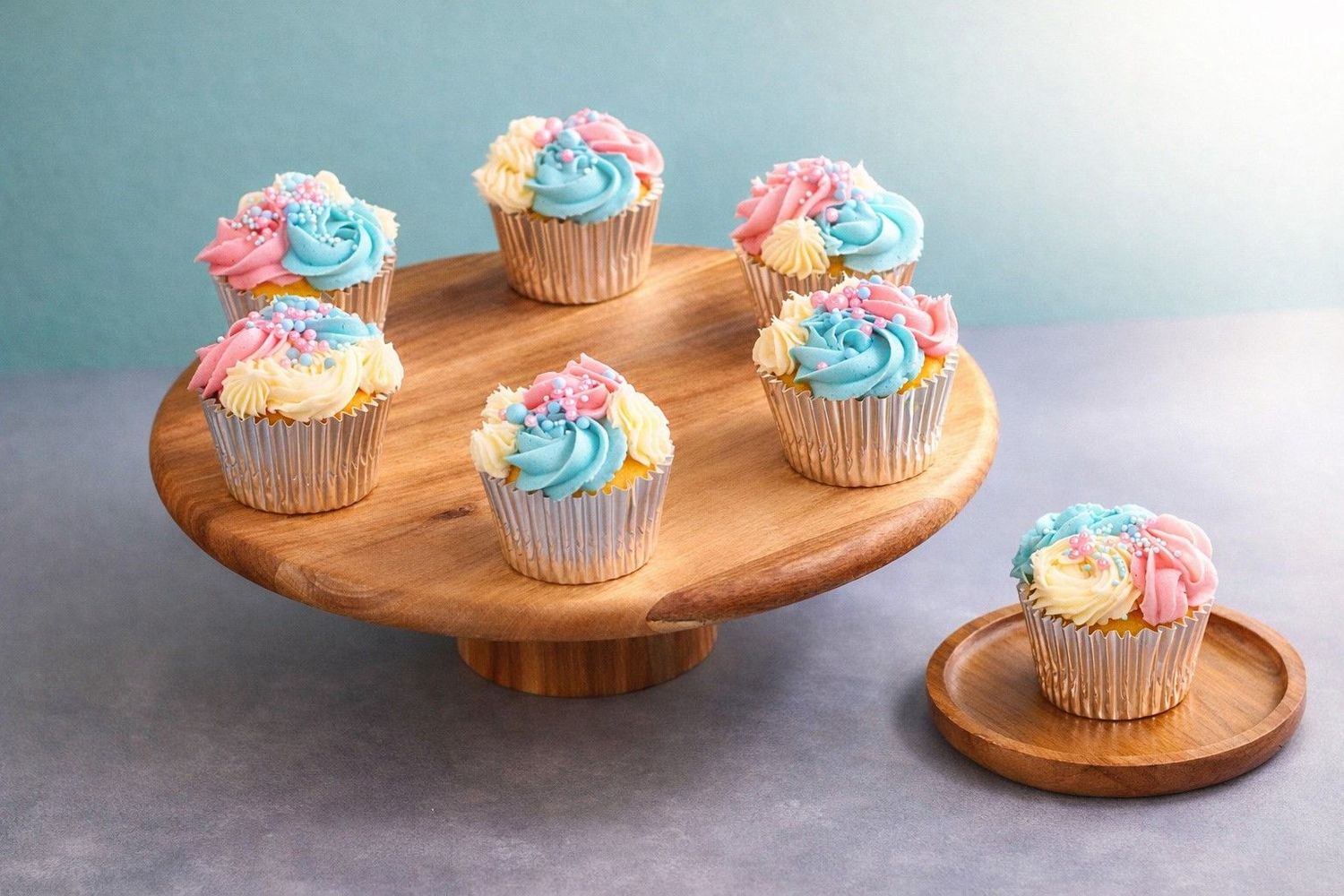 Butter Cream Gender Reveal Cupcakes