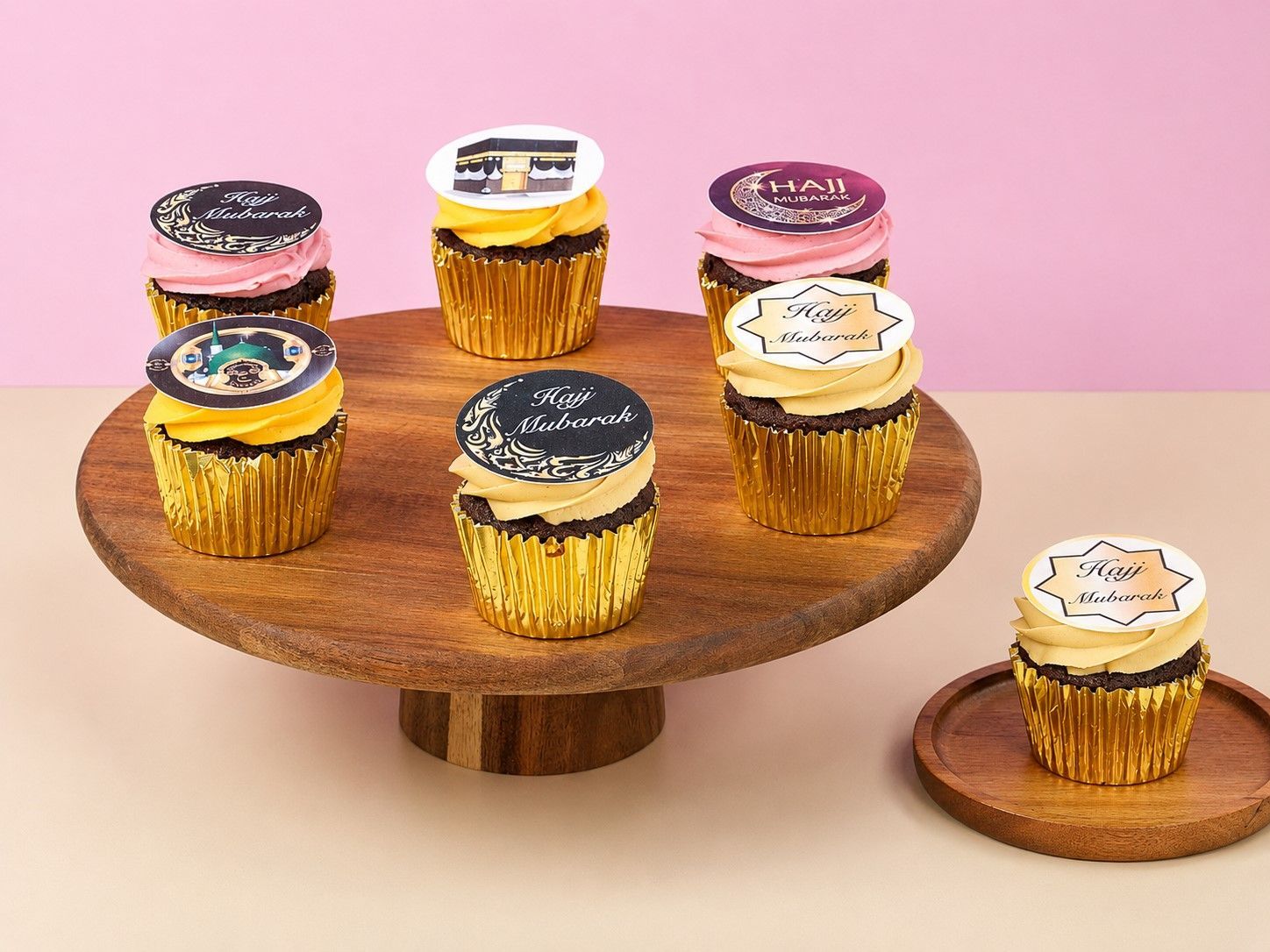 Butter Cream Umrah Mubarak Butter Cream Cupcakes