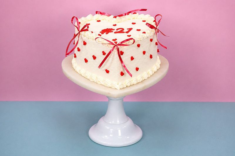 Vintage Heart Bow Cake Vintage Heart Bow Cake